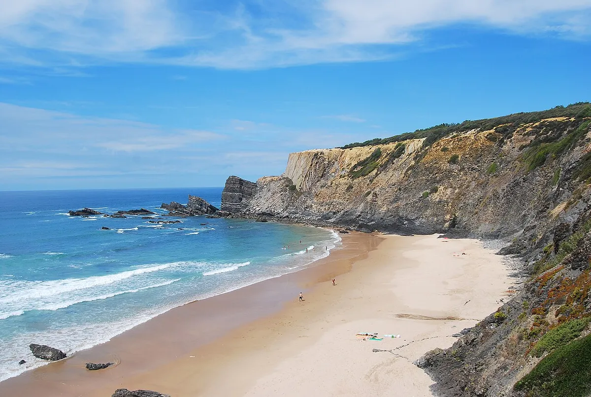 Praia das Furnas-Rio pet-friendly area along the Mira River near Vila Nova de Milfontes, Alentejo